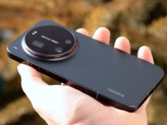 Xiaomi 17 Ultra hands-on: The cameraphone with a monstrous zoom