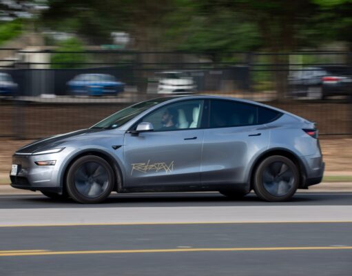 Tesla brings its robotaxi service to Dallas and Houston