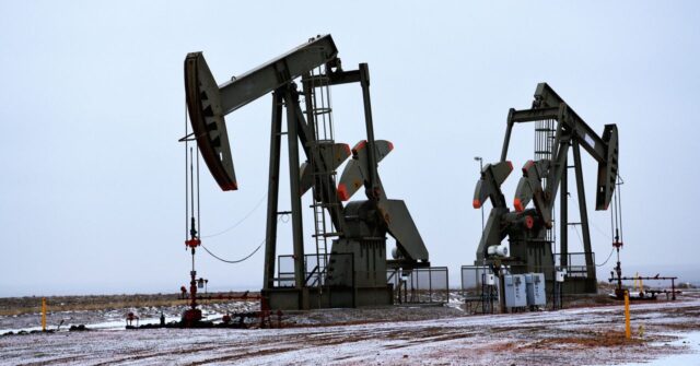 Old-Oil-Gas-Wells-Could-Find-Second-Life-Science-1088012650.jpg