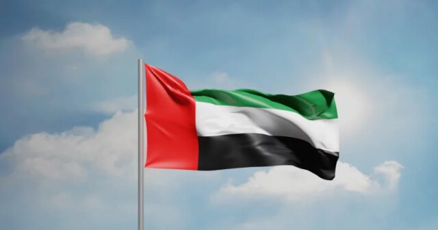 united-arab-emirates-flag-and-meaning-two-continents-1-800x420.jpeg